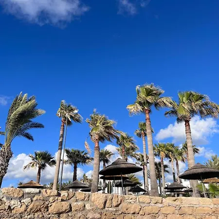 Sunset Deluxe Villa And Studios Paphos Exterior photo